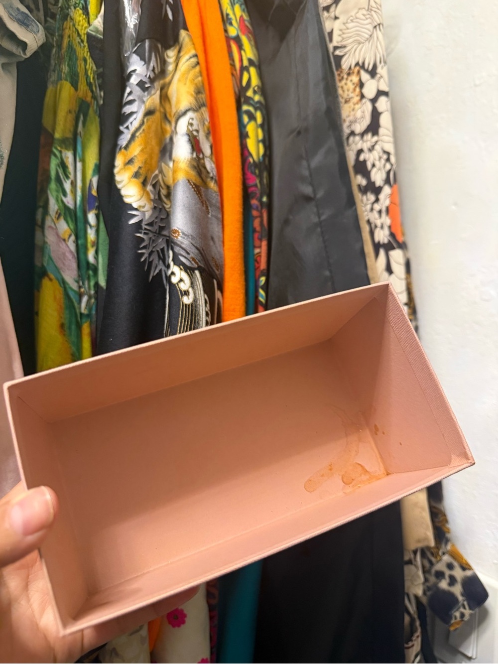 Miu Miu Blush Pink Logo Box - Picture 6 of 9
